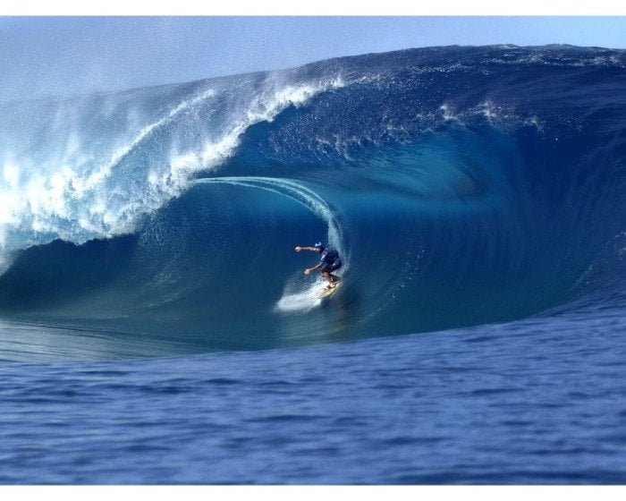 SURFING - SRILANKA