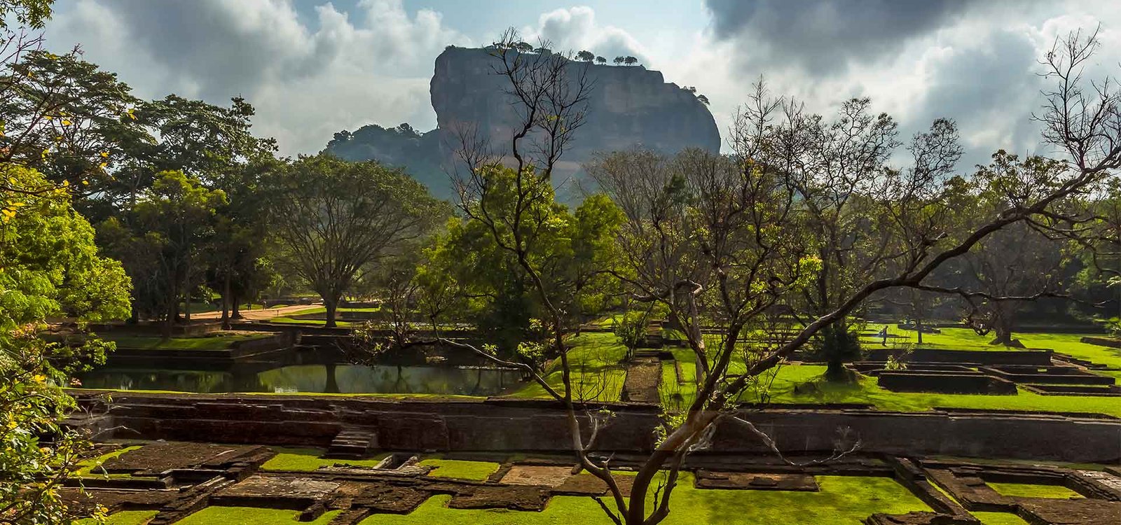 Gardens-SIGIRIYA - SRILANKA