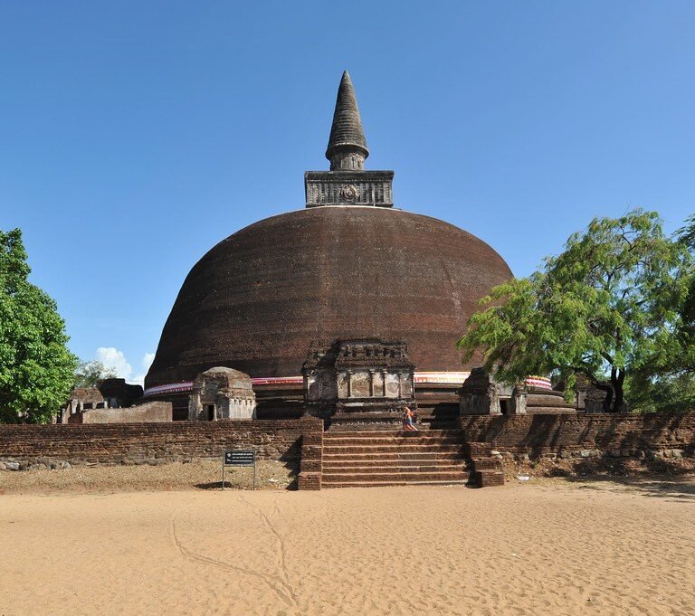RANKOT VIHARA POLONNARUWA